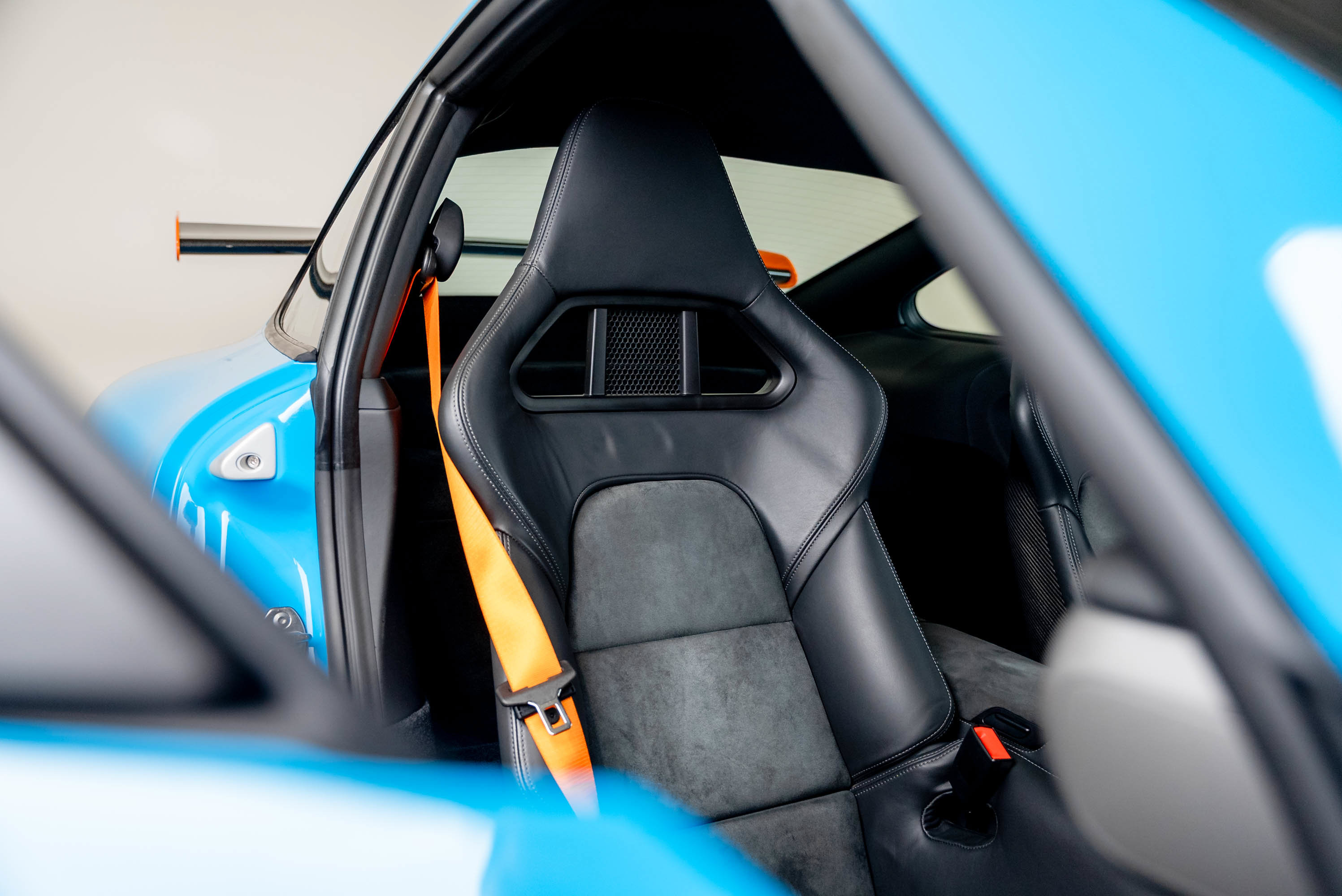 Used 2011 Porsche 911 GT3 RS RWD image 33