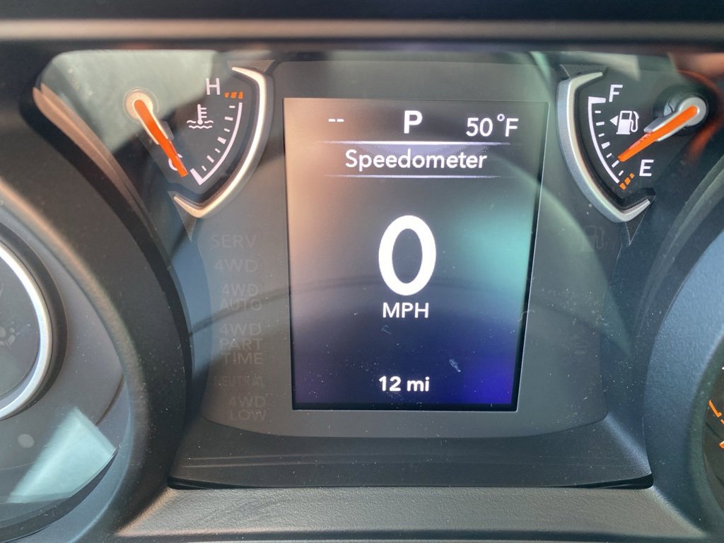 New 2025 Jeep Gladiator Sport image 16