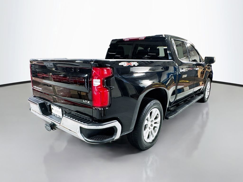 Used 2024 Chevrolet Silverado 1500 LTZ AWD/4WD image 7