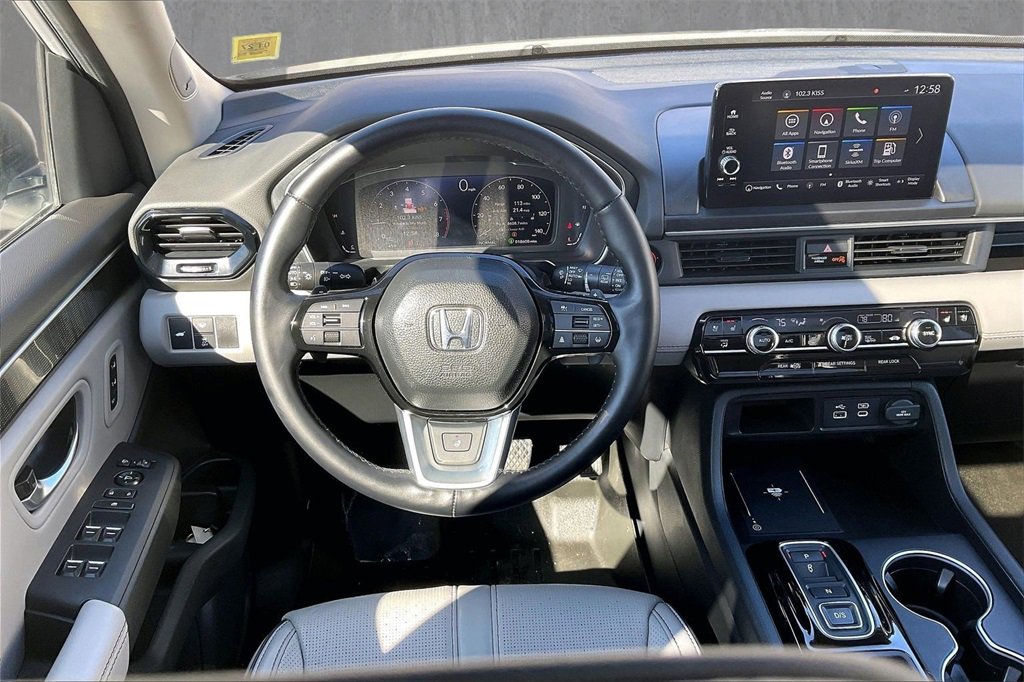 Used 2024 Honda Pilot Elite image 8