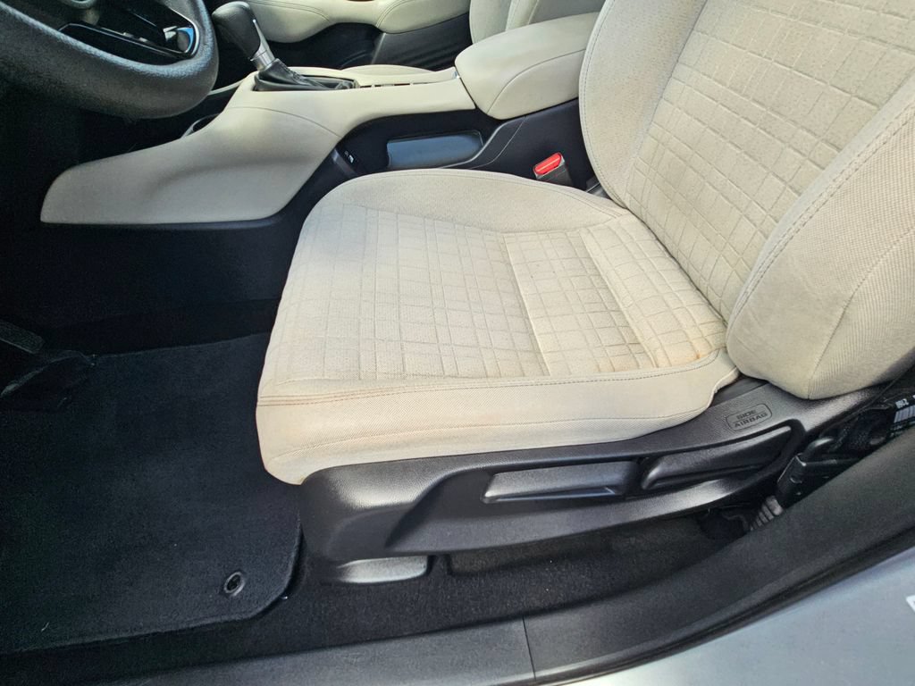 Used 2023 Honda HR-V LX image 13