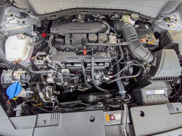 New 2026 Hyundai Kona SEL Premium image 18