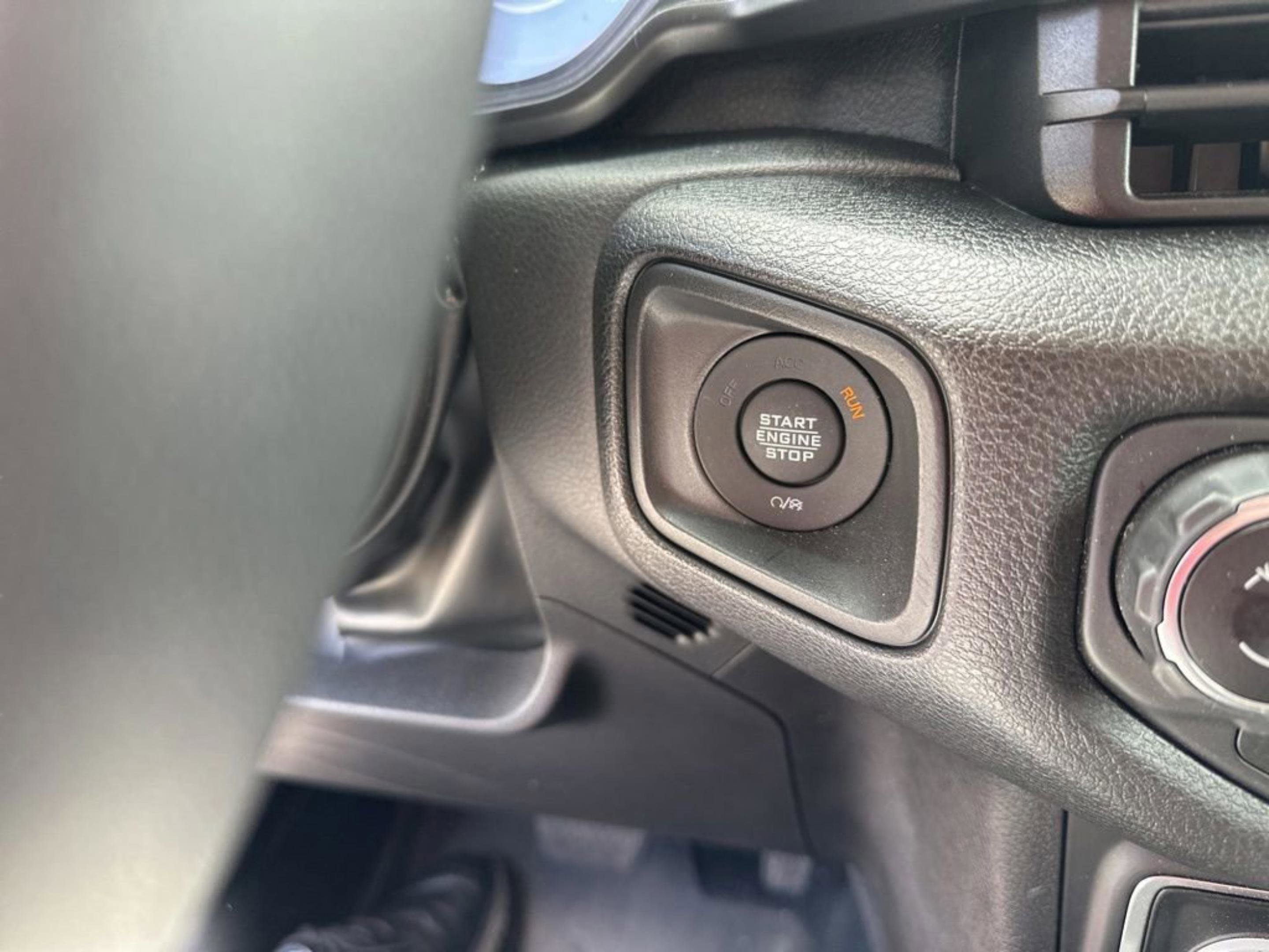 Used 2024 Jeep Wrangler Sport AWD/4WD image 16