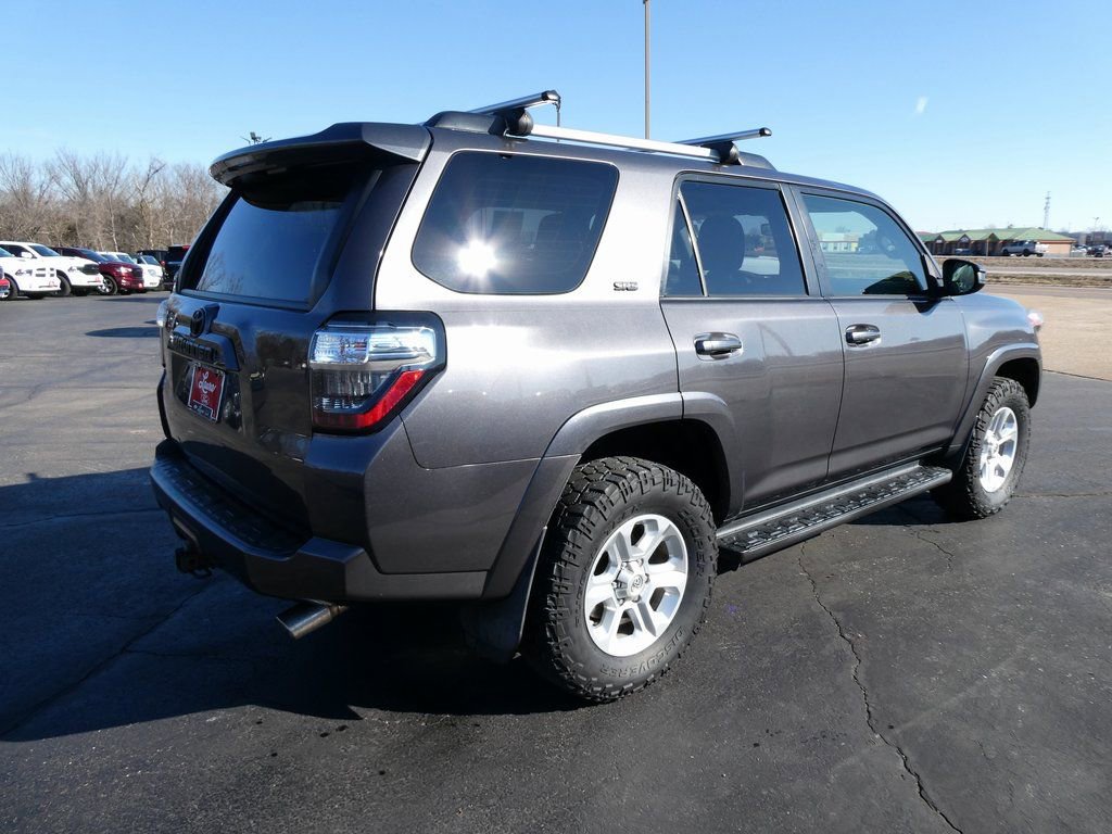 Used 2019 Toyota 4Runner SR5 image 5