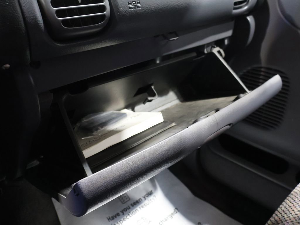 Used 2000 Dodge Ram 1500 Truck SLT image 24