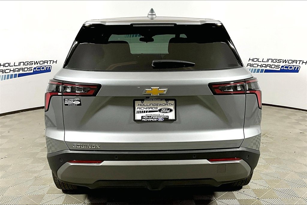Used 2025 Chevrolet Equinox LT image 4