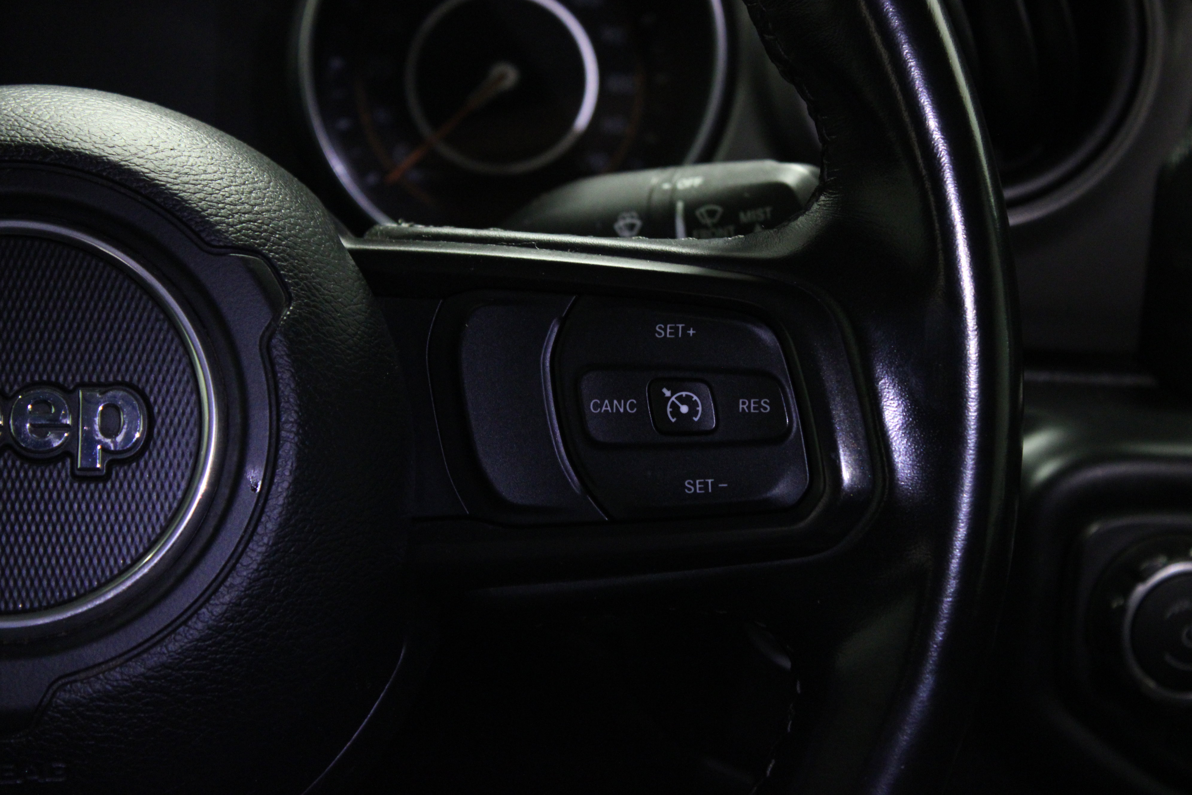 Used 2022 Jeep Gladiator Sport image 22