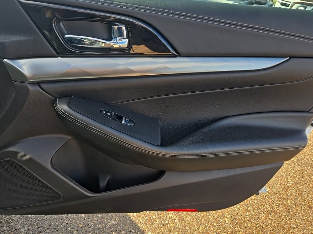 Used 2020 Nissan Maxima 3.5 SL w/ Floor Mat Group image 32