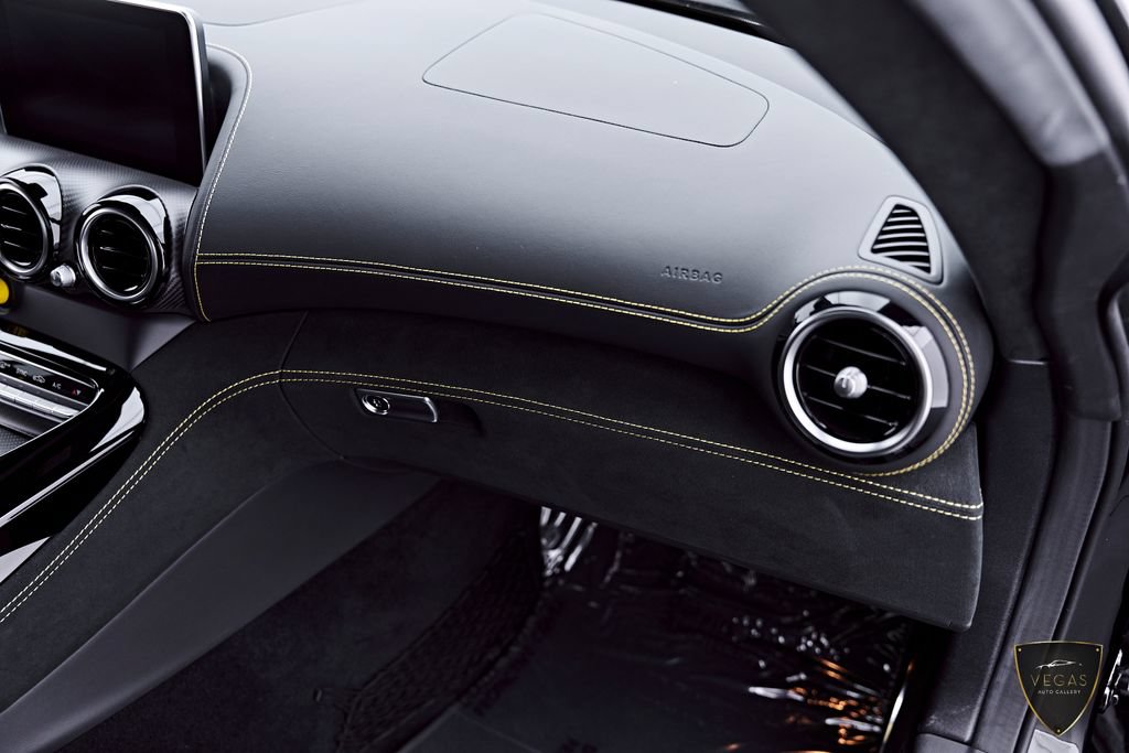 Used 2018 Mercedes-Benz AMG GT R image 53