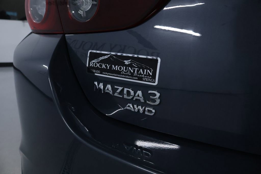 Used 2024 MAZDA MAZDA3 s image 10