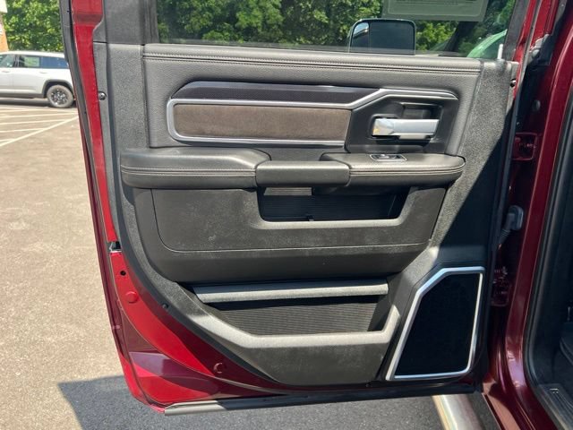 Used 2022 RAM 3500 Laramie AWD/4WD image 21