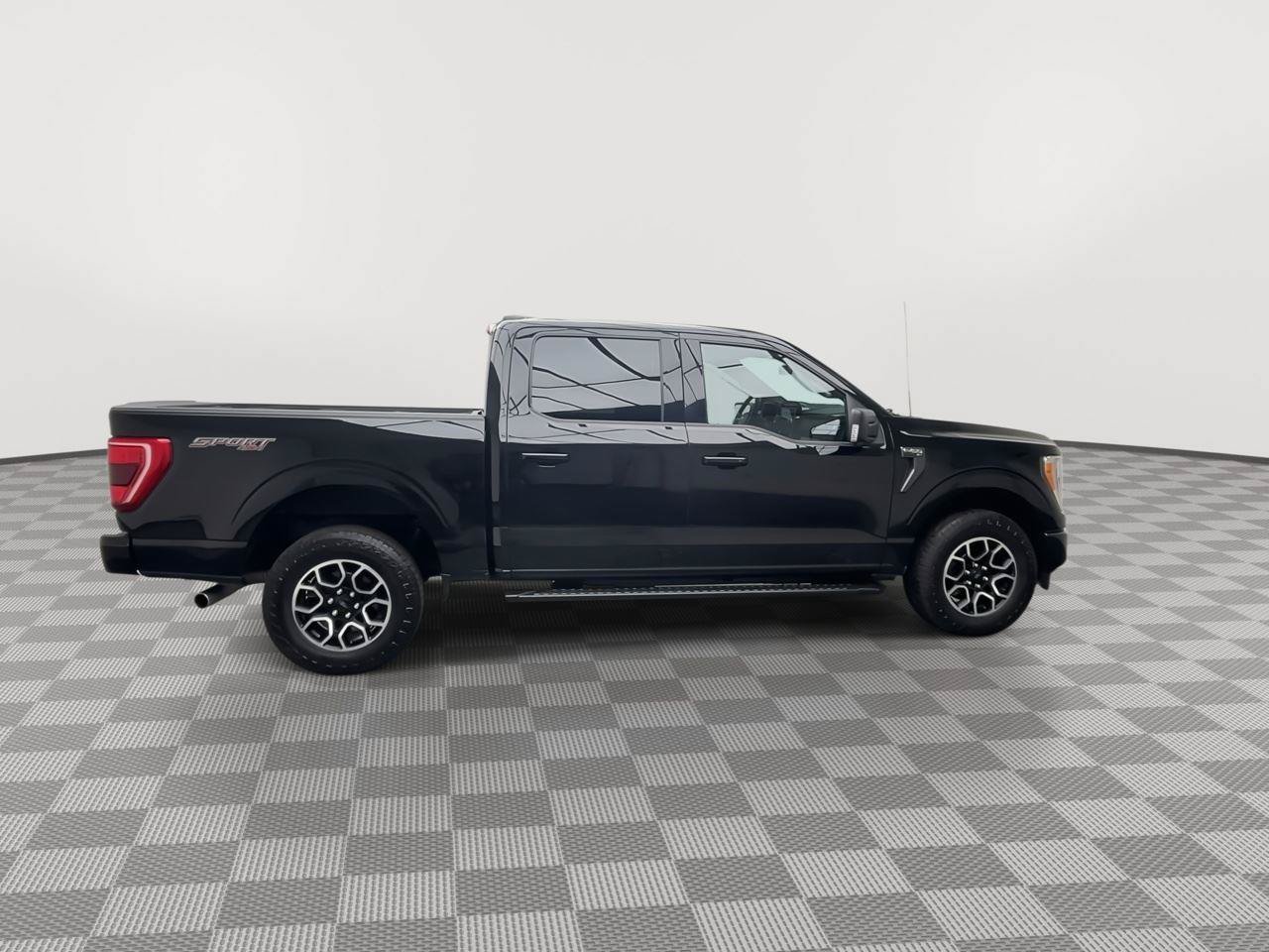 Certified 2022 Ford F150 XLT w/ Equipment Group 302A High AWD/4WD image 41