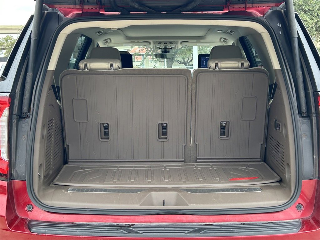 Used 2021 GMC Yukon Denali w/ Denali Ultimate Package image 16