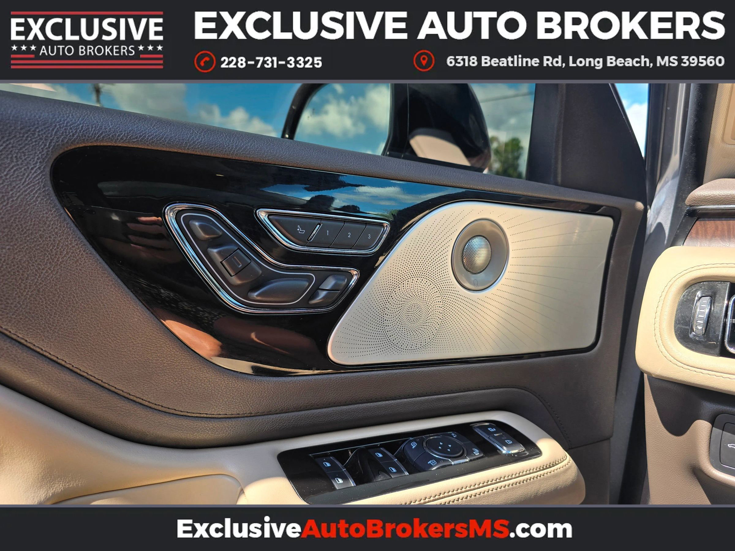Used 2020 Lincoln Aviator Reserve w/ Equipment Group 201A image 29