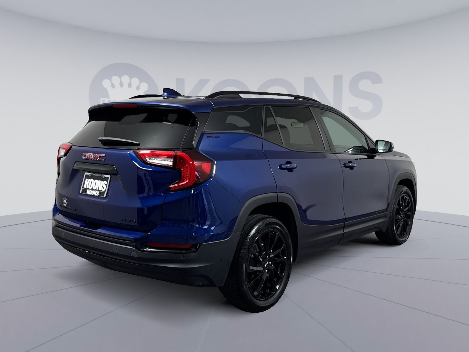 Used 2023 GMC Terrain SLE w/ Driver Convenience Package AWD/4WD image 7