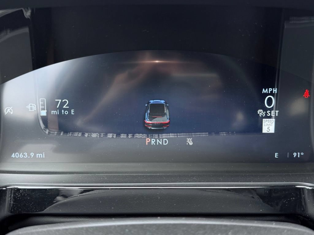 Used 2026 Lincoln Corsair Premiere AWD/4WD image 32