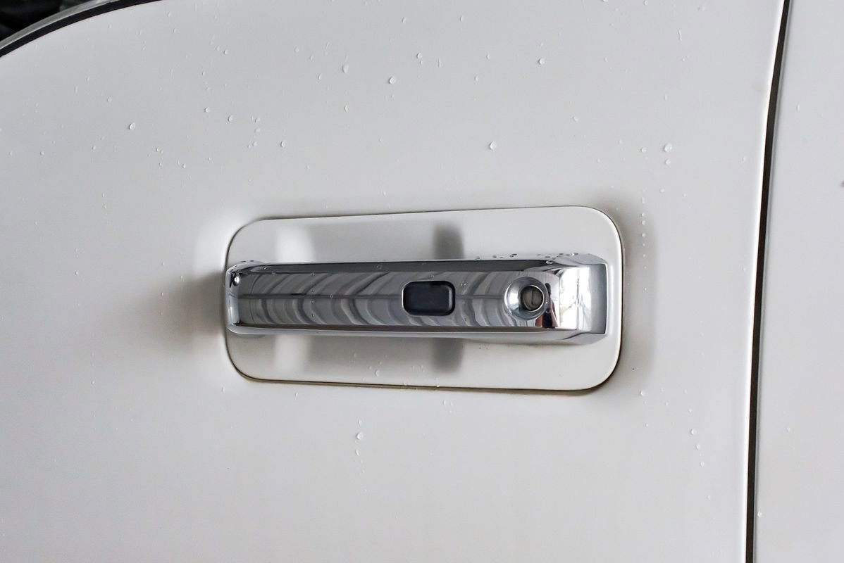 Used 2021 Ford F450 Platinum w/ FX4 Off-Road Package image 40