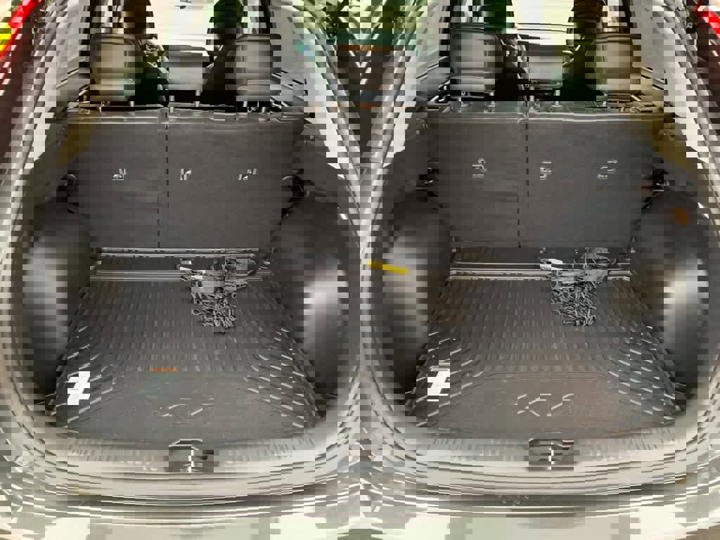 Used 2025 Kia Niro EX image 24