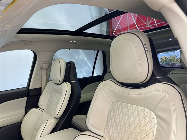 Used 2022 Lincoln Aviator Black Label w/ Dynamic Handling Package image 31