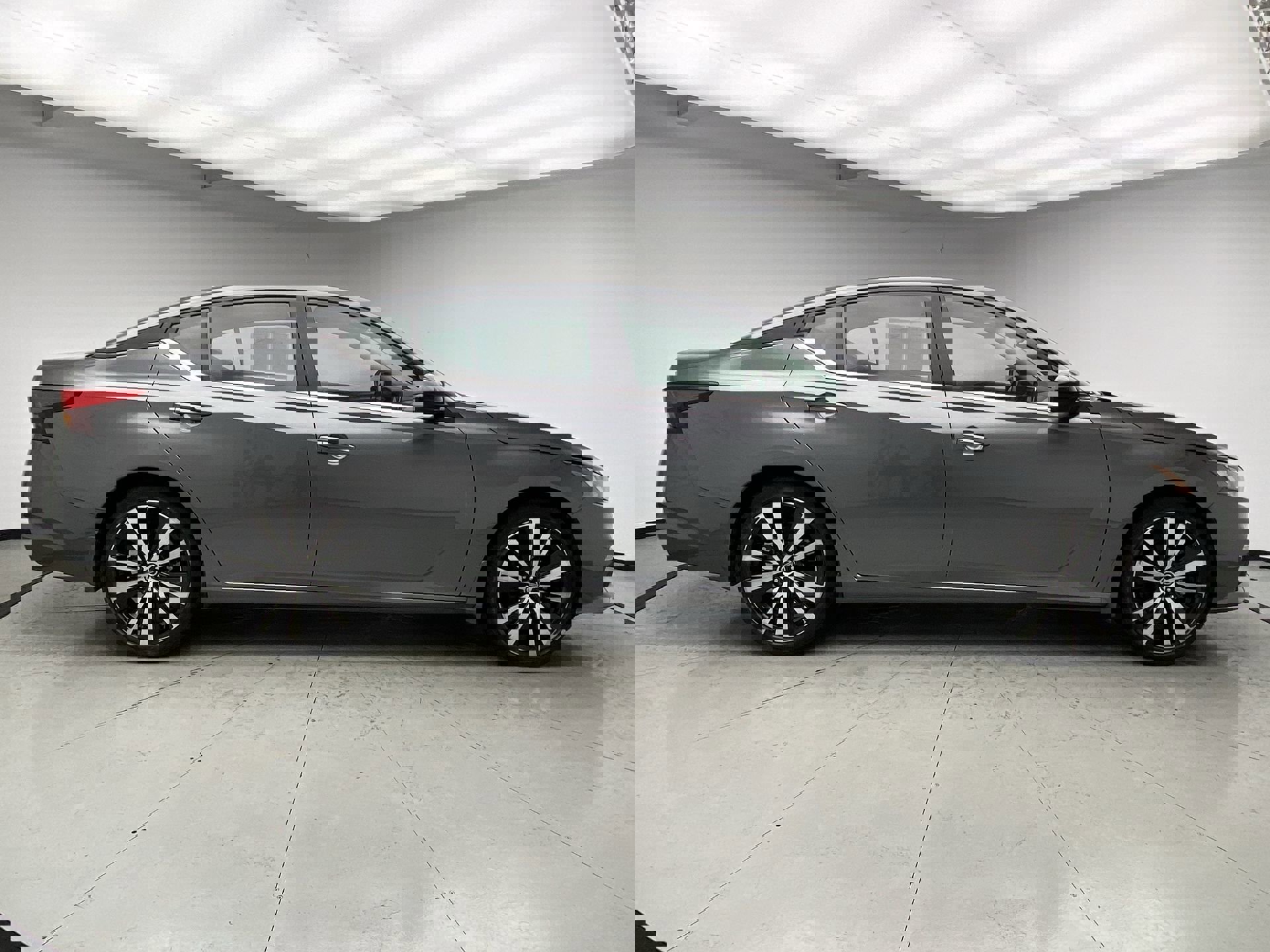 Used 2022 Nissan Altima 2.5 SR image 6