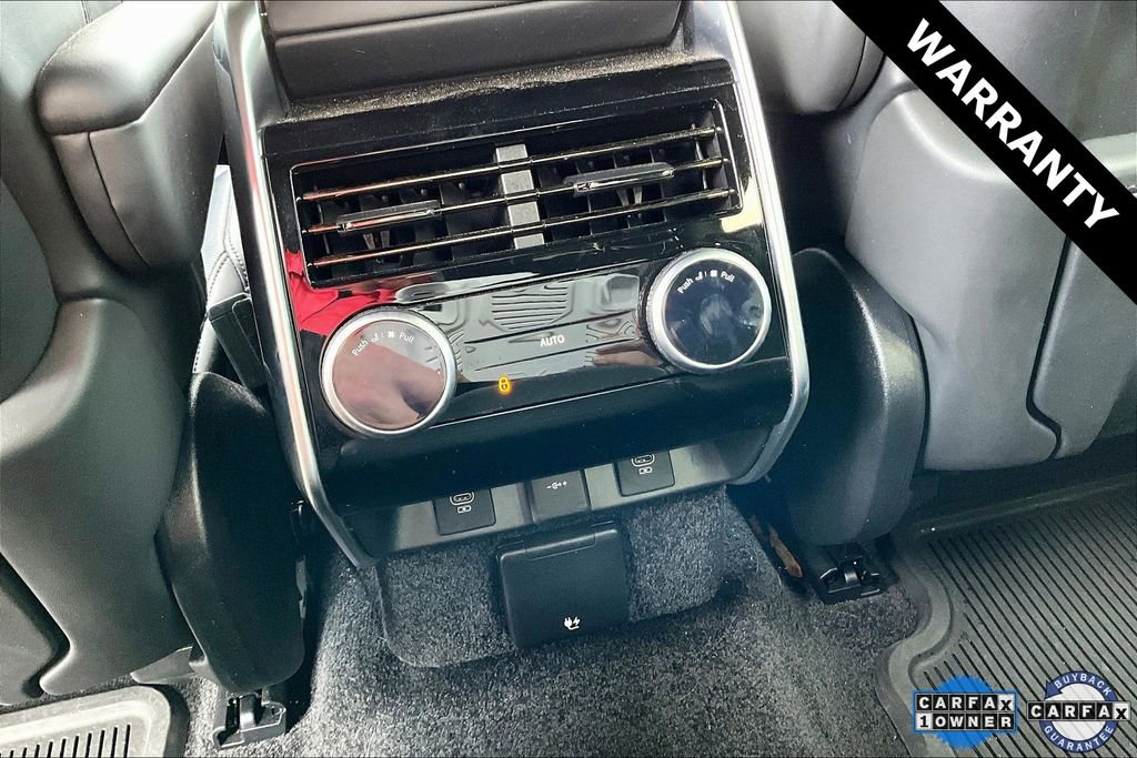 Used 2023 Land Rover Range Rover SE image 10