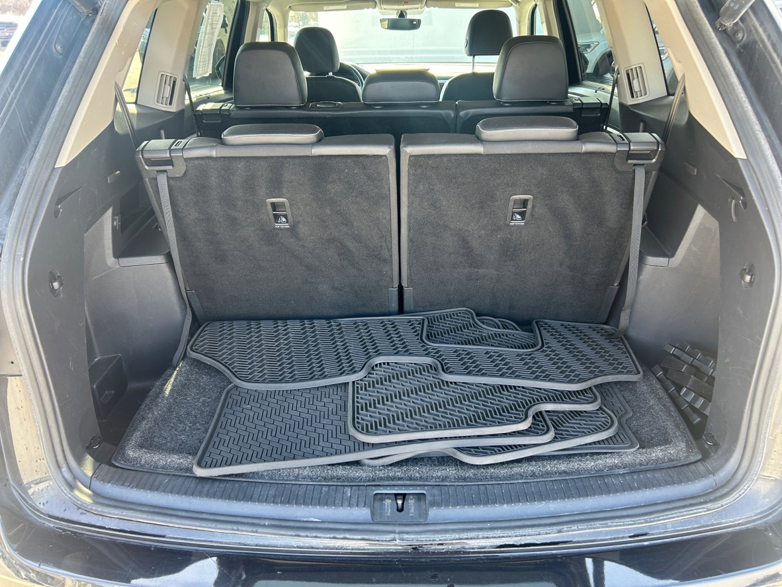 Used 2021 Volkswagen Atlas SE w/ Towing Package AWD/4WD image 7