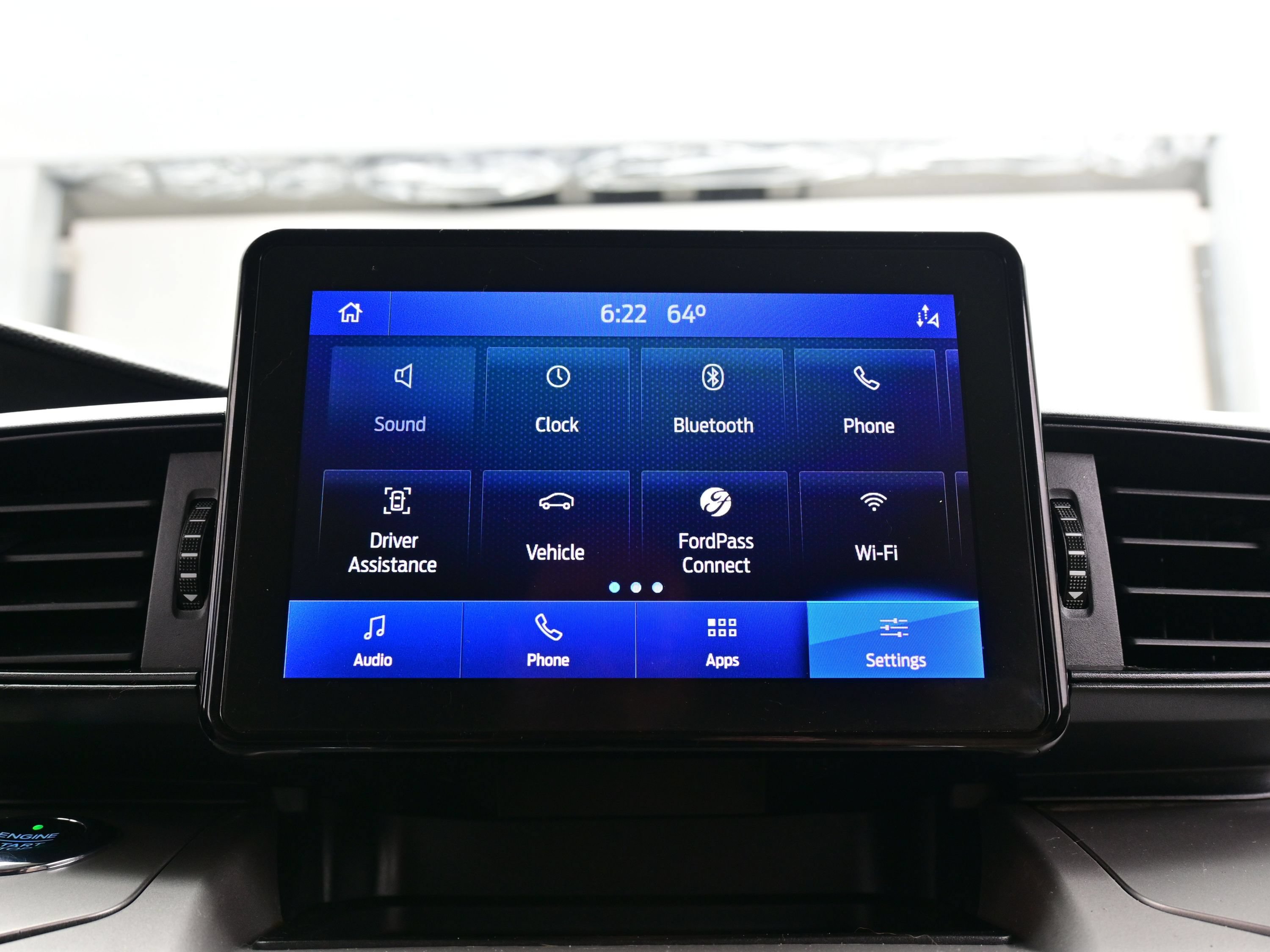 Used 2021 Ford Explorer XLT w/ Class III Trailer Tow Package AWD/4WD image 21