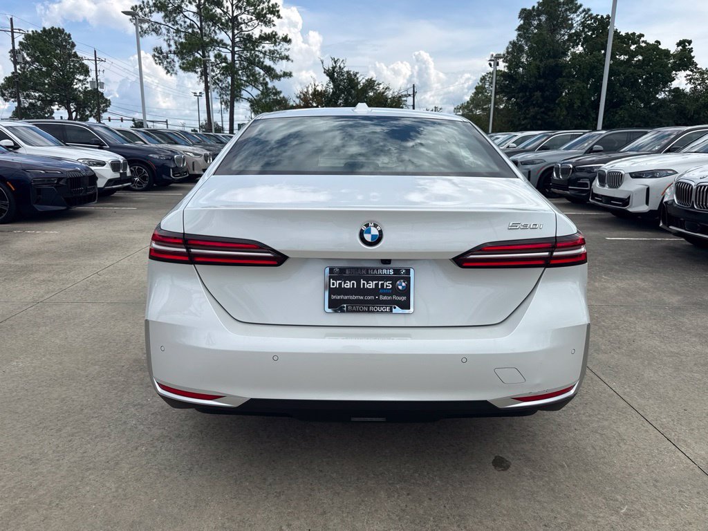 Certified 2026 BMW 530i w/ Premium Package RWD image 4