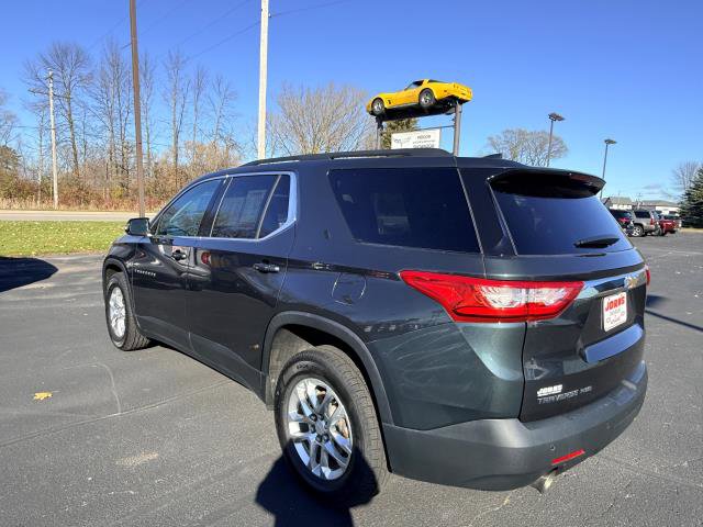 Used 2020 Chevrolet Traverse LT w/ Driver Confidence II Package image 4