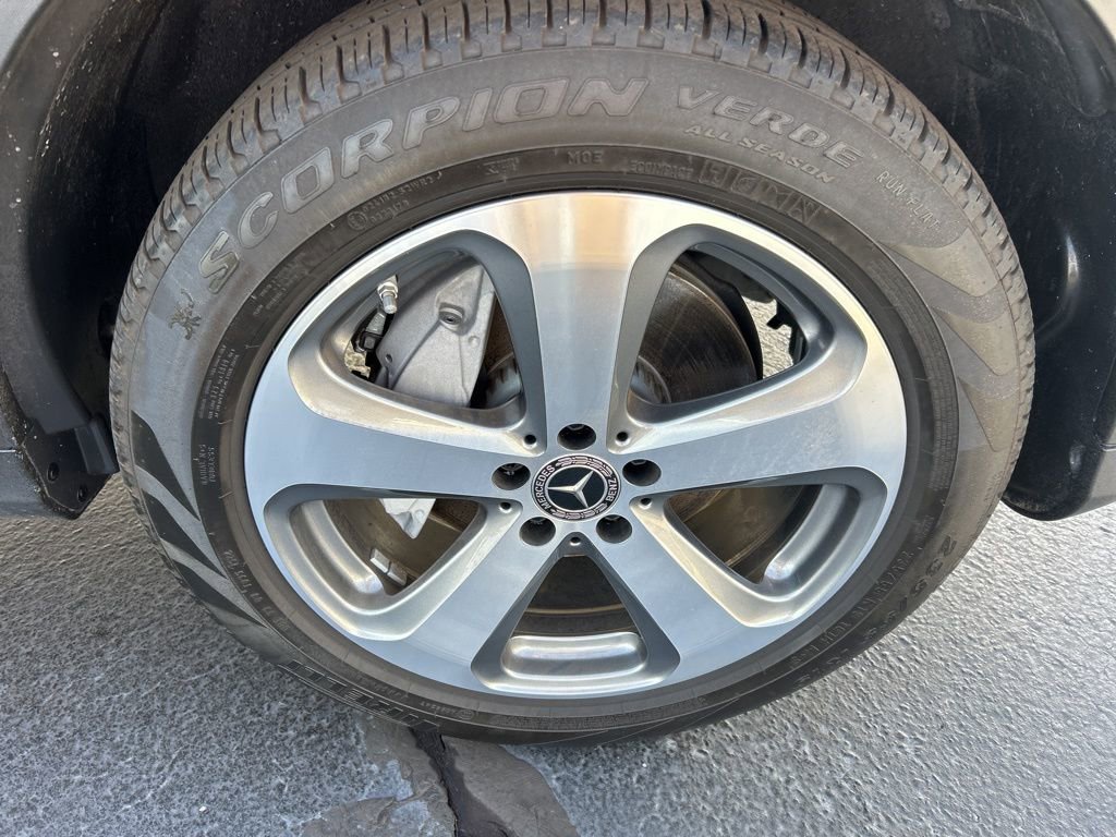 Used 2022 Mercedes-Benz GLC 300 w/ Premium Package Lite image 24