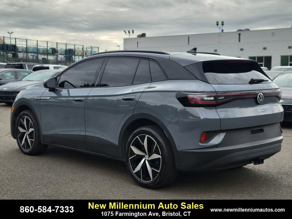 Used 2024 Volkswagen ID.4 Pro S AWD/4WD image 3