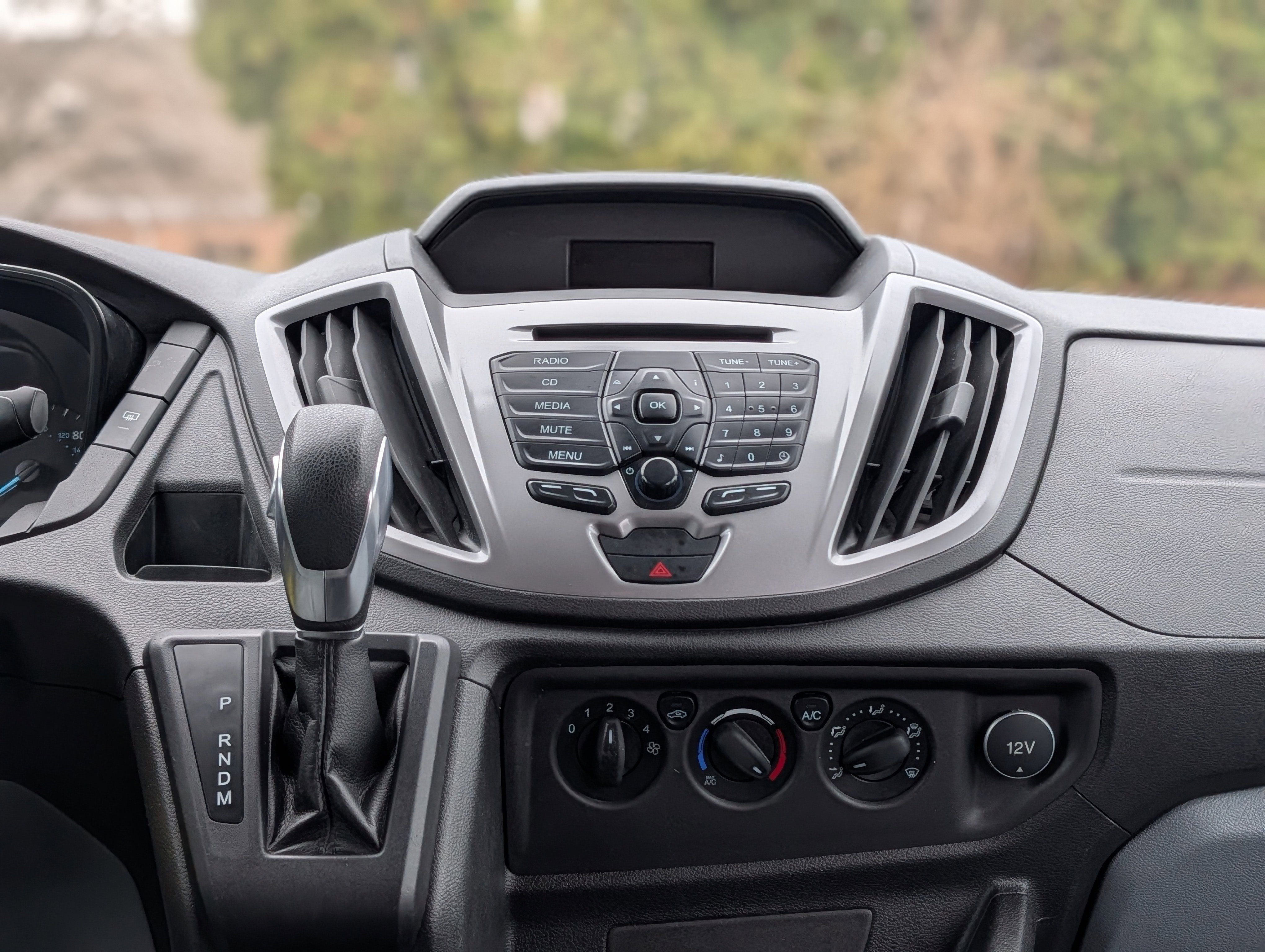 Used 2017 Ford Transit 350 XLT image 14