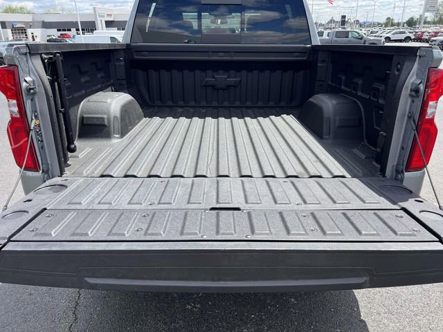Used 2025 Chevrolet Silverado 1500 RST w/ Redline Edition image 8