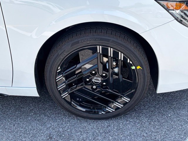 New 2027 Nissan Sentra SR w/ SR All Weather Package FWD image 11