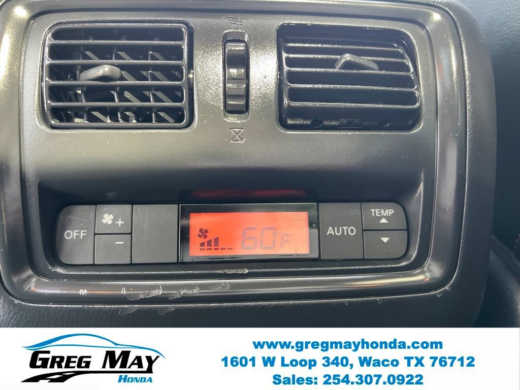 Used 2019 Nissan Pathfinder SL FWD image 21