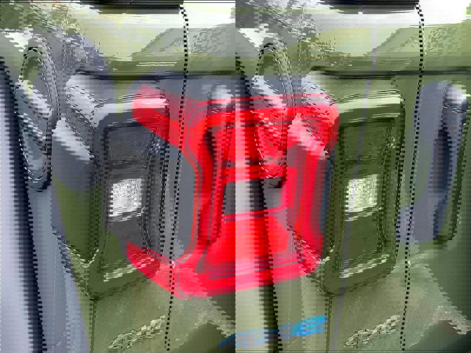 Used 2023 Jeep Wrangler Unlimited Rubicon 4xe w/ Cold Weather Group image 33