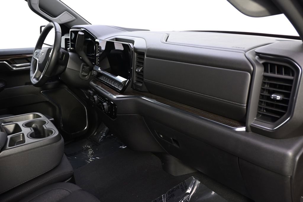 Used 2023 Chevrolet Silverado 1500 RST AWD/4WD image 15