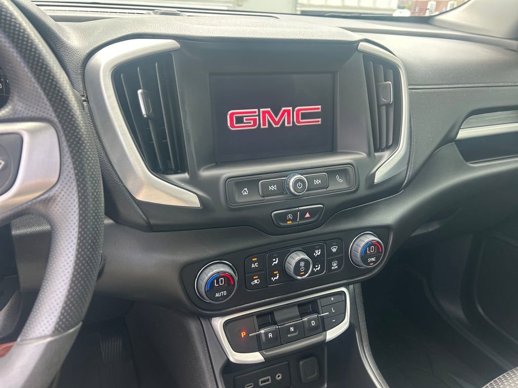 Certified 2022 GMC Terrain SLE w/ Driver Convenience Package FWD image 21