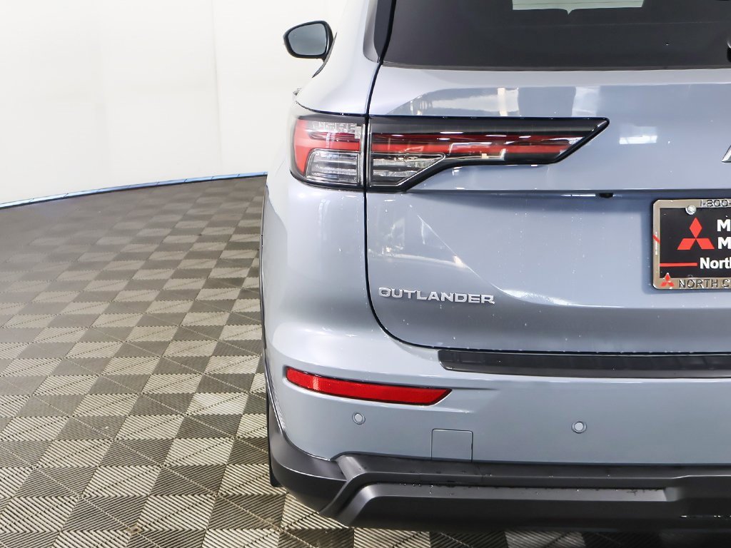 New 2026 Mitsubishi Outlander Trail Edition image 17