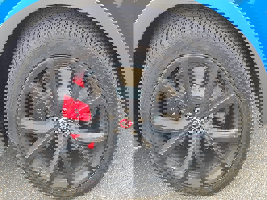 Used 2020 Jaguar F-PACE SVR image 5