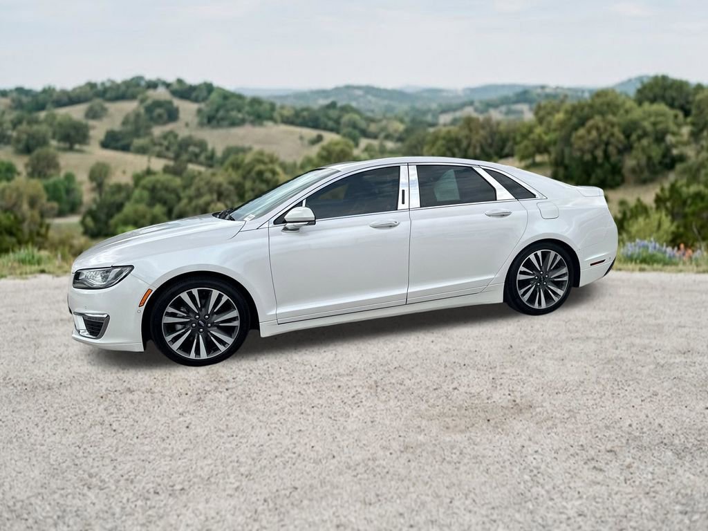 Used 2020 Lincoln MKZ Reserve FWD image 4