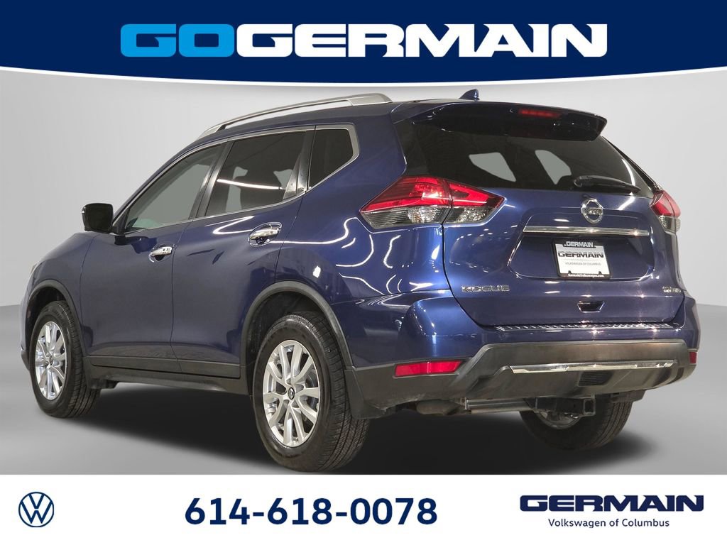 Used 2017 Nissan Rogue SV w/ SV Premium Package AWD/4WD image 12