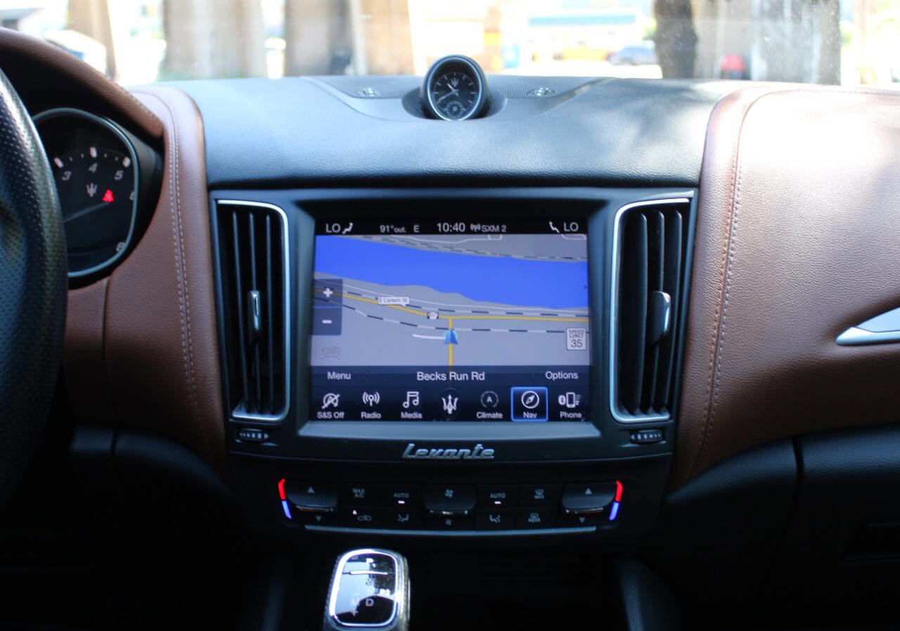 Used 2020 Maserati Levante image 24