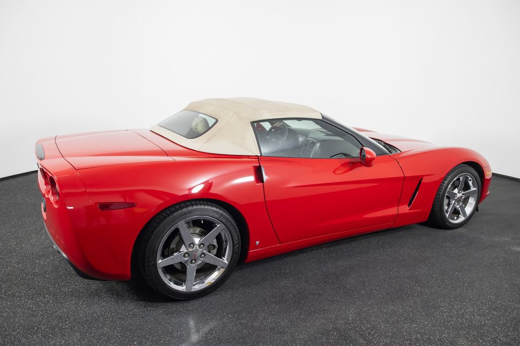 Used 2007 Chevrolet Corvette Convertible w/ Preferred Equipment Group RWD image 58