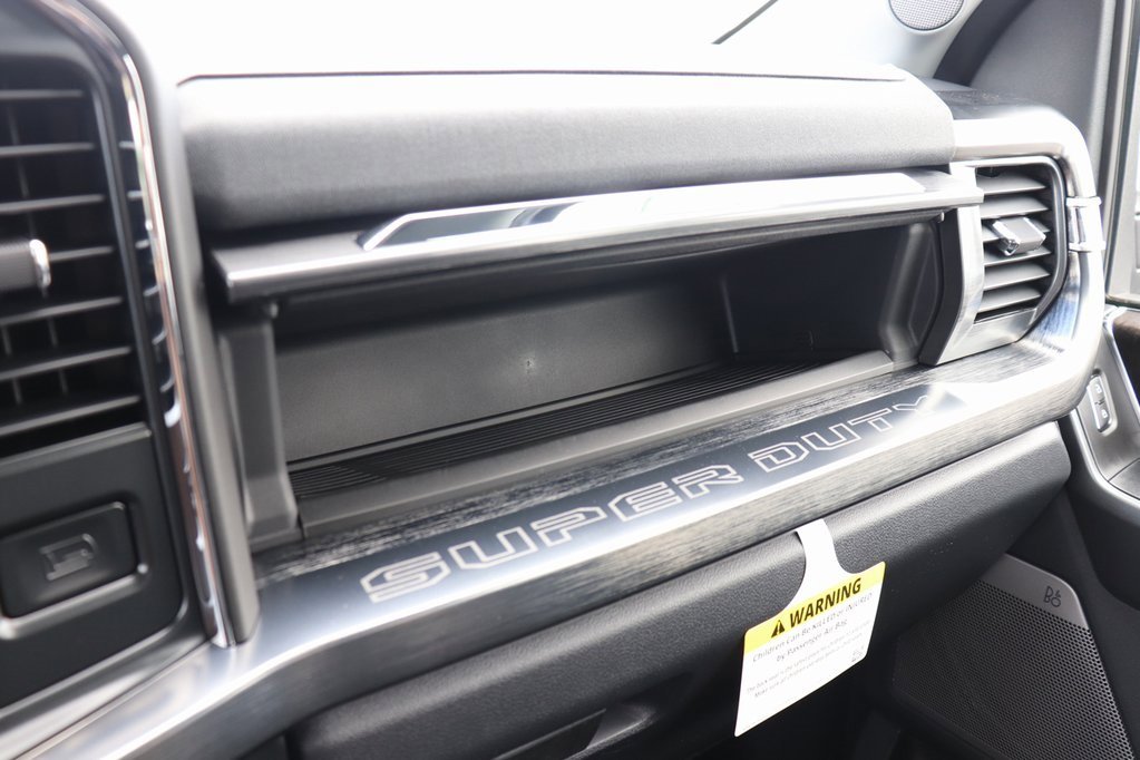 New 2025 Ford F250 Lariat w/ Lariat Ultimate Package image 37