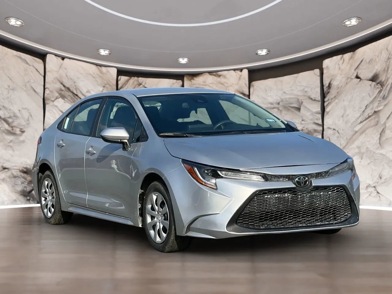 Used 2022 Toyota Corolla LE image 3