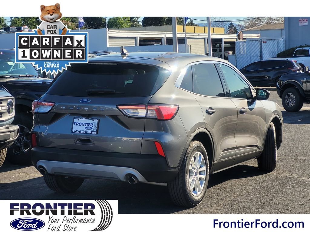 Certified 2022 Ford Escape SE image 5