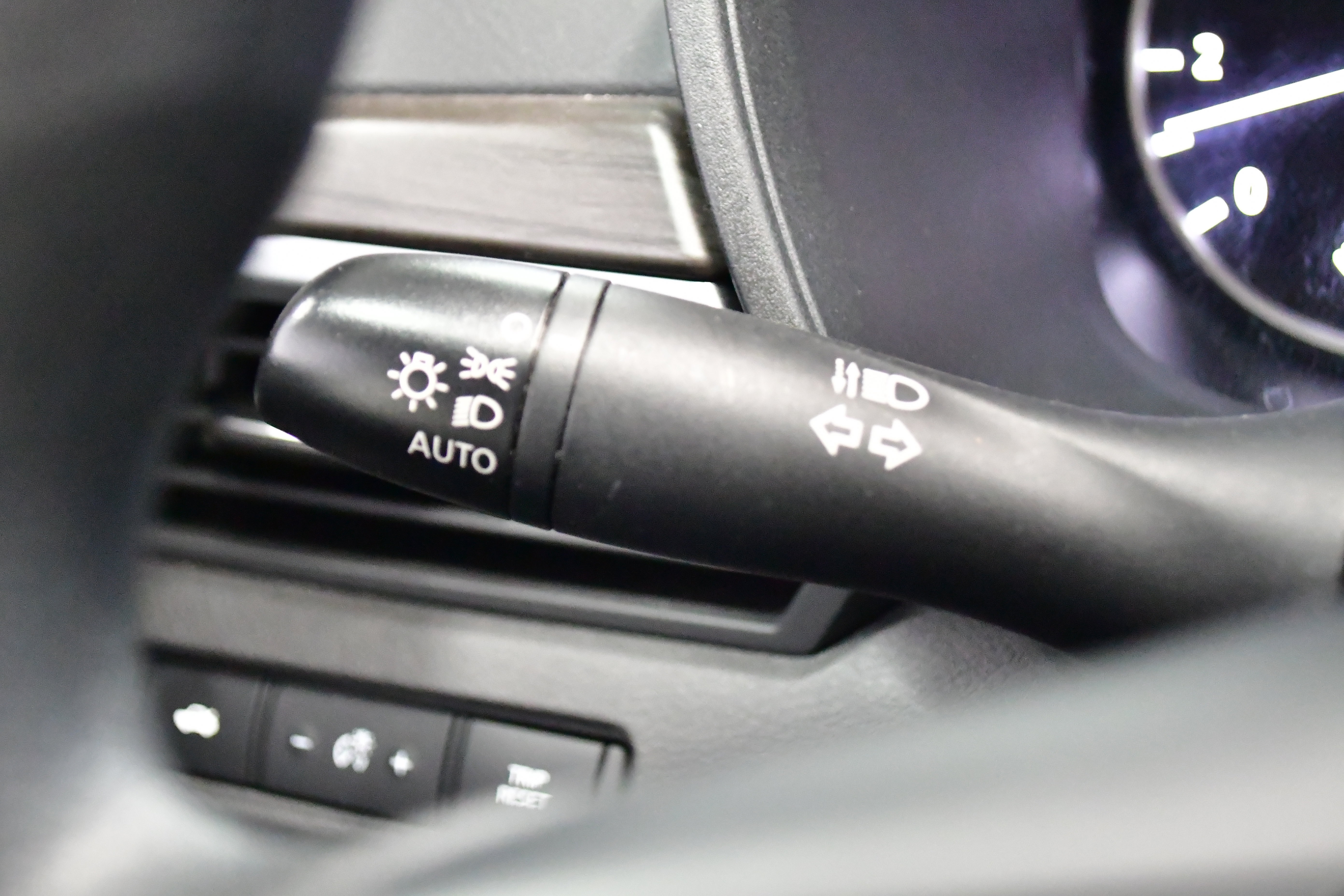 Used 2025 Nissan Altima 2.5 SV FWD image 19