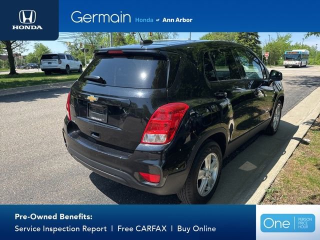 Used 2021 Chevrolet Trax LS w/ Tint and Cruise Package FWD image 7