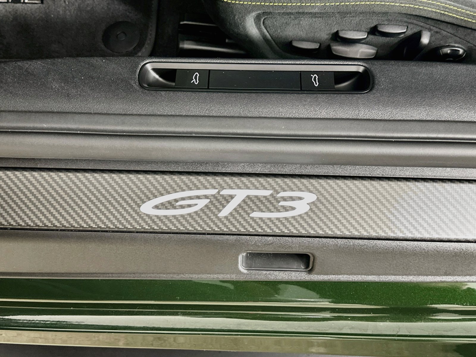 Used 2026 Porsche 911 GT3 RWD image 48